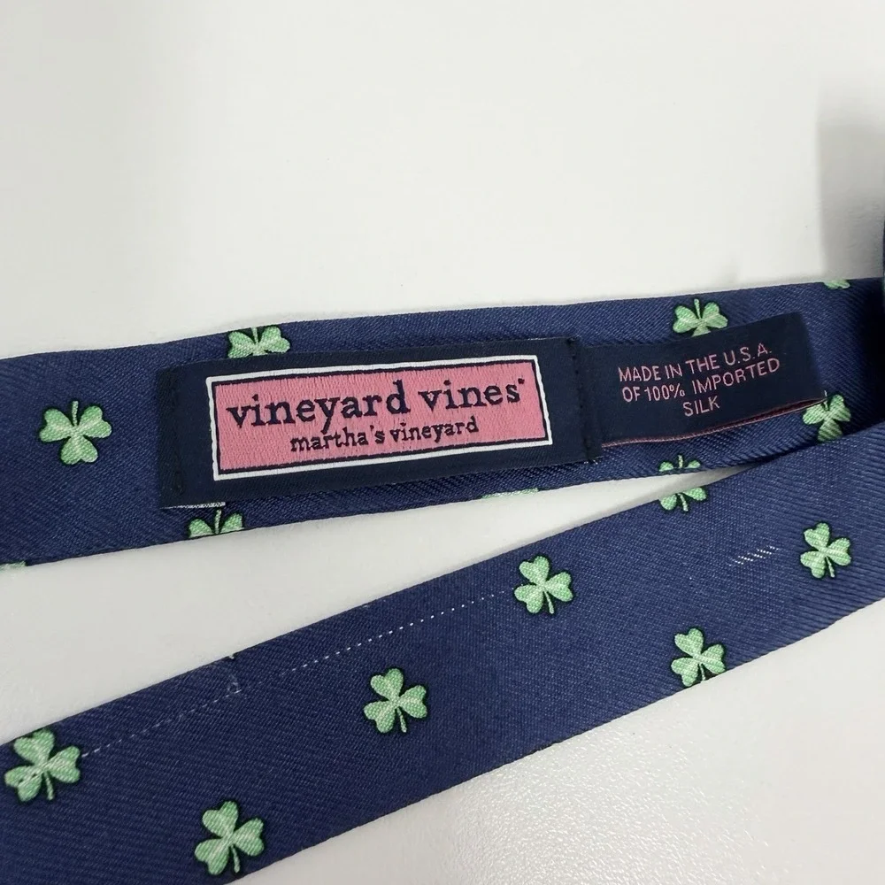 Vineyard Vines Boys Bow Tie Cloverleafs Navy Blue & Green Silk USA 2
